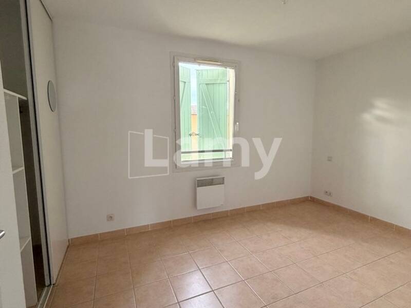 Maison à louer, 88m², BAGNOLS SUR CEZE