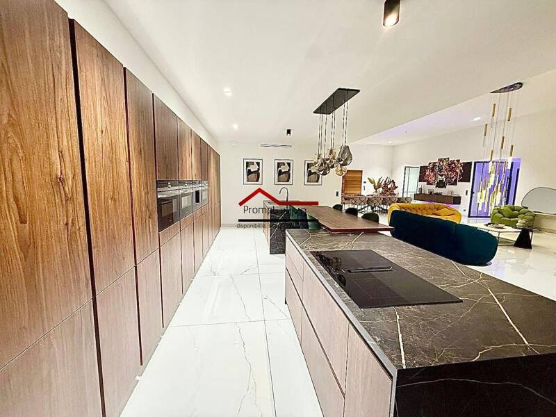 Maison à vendre, 240m², BEZIERS