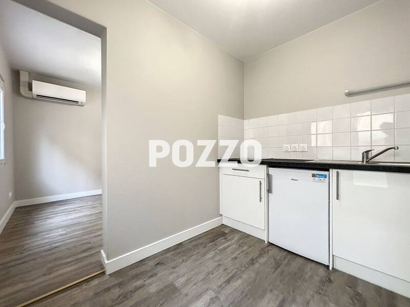 Maison à louer, 15m², PONT L'EVEQUE