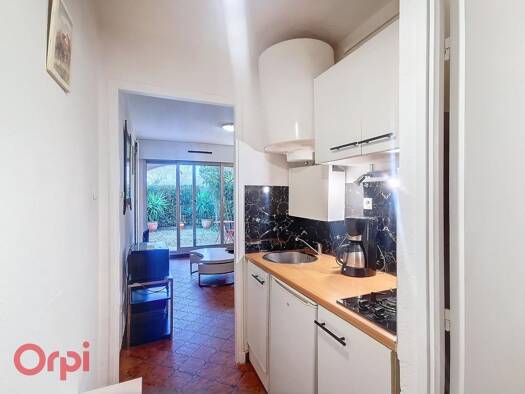 Appartement à vendre 133 000 € 1 pièce 20 m² RDC Pin Rolland-Maregau Saint-Mandrier-sur-Mer 83430