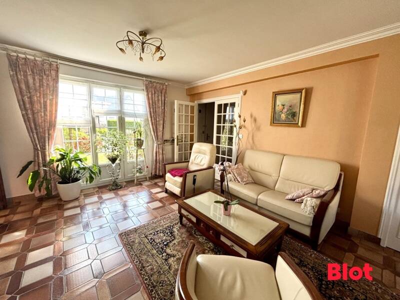 Maison à vendre, 136m², CHARTRES DE BRETAGNE