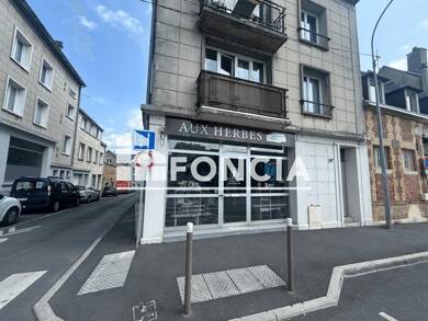 Local commercial à louer 900 € 90 m² de surface de vente Gare Nord et Ouest Charleville-Mézières 08000