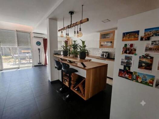Maison à louer 2 353 € 4 pièces 3 chambres 113,58 m² dès le 07/09/2026 Port Marianne - Richter Montpellier 34000