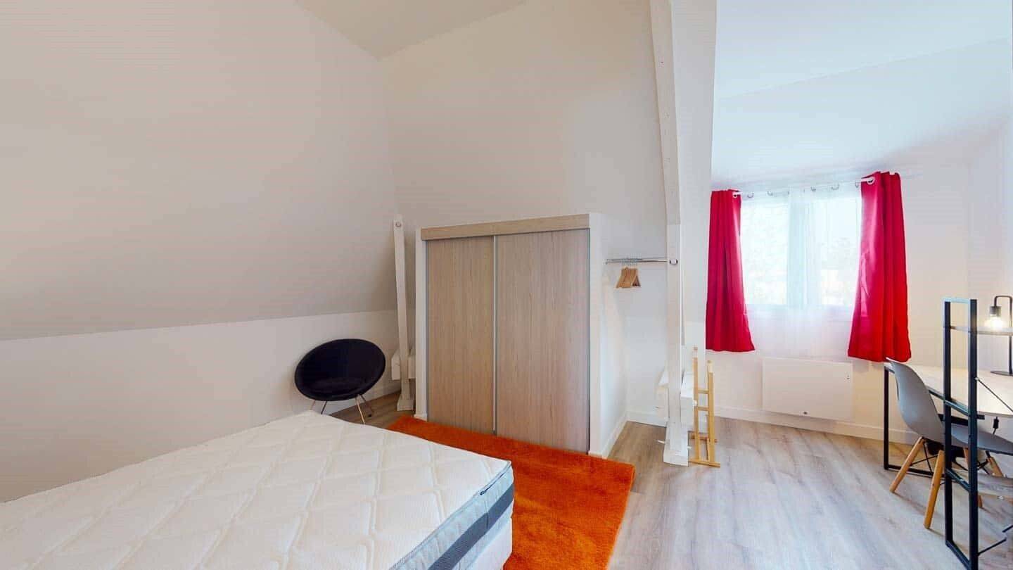 Room in Avenue d'Auray, Nantes for 300 m² with 11 bedrooms - Col — 7