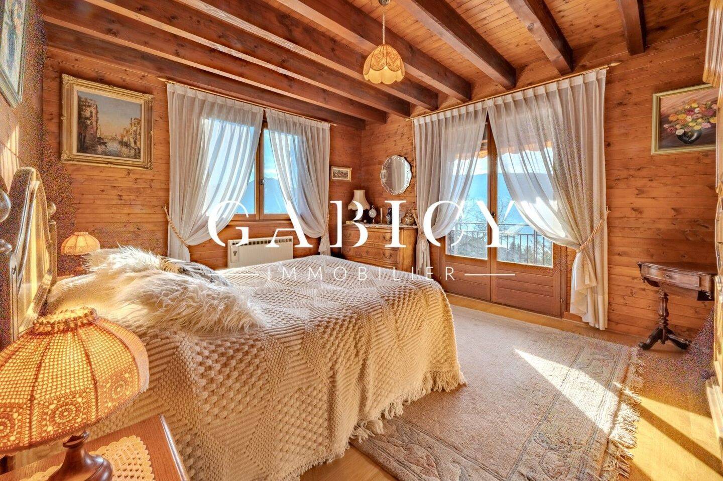 Maison à vendre, 257m², VEYRIER DU LAC