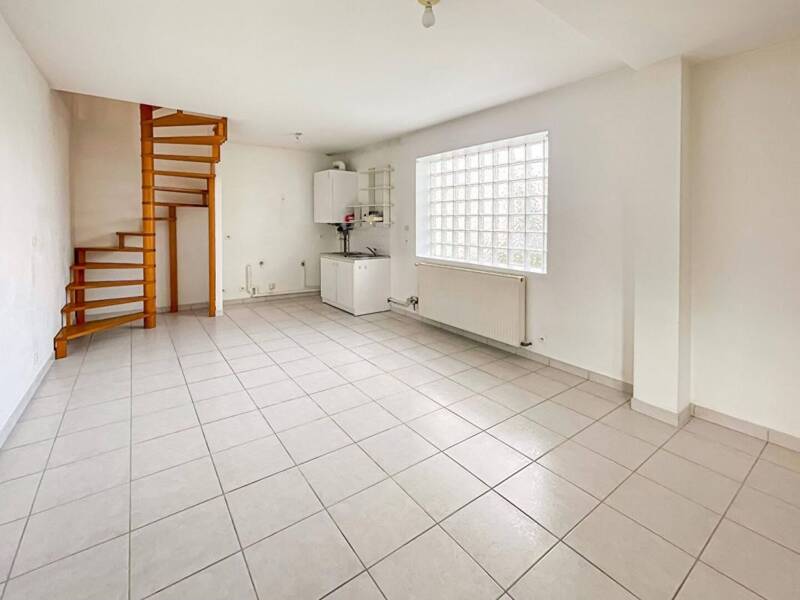 Maison à louer, 38m², MEZIERES SUR SEINE