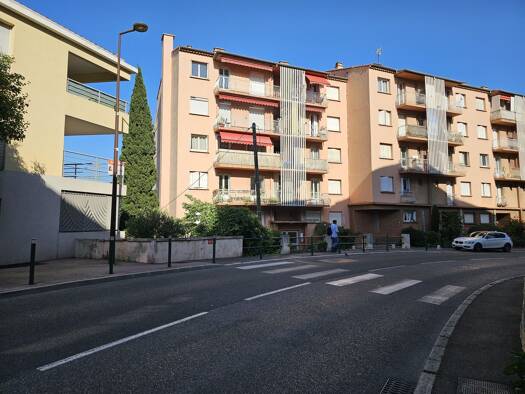 Parking à vendre 30 000 € Centre Ville Sud Est Grasse 06130