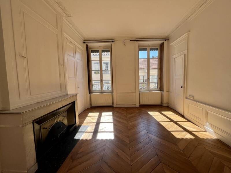Maison à louer, 103m², LYON 2E