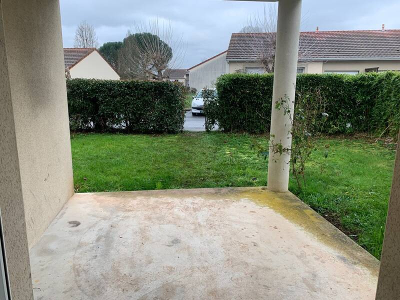 Maison à louer, 61m², SAINT CERNIN DE LARCHE