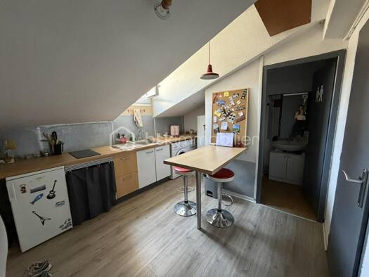 Appartement à vendre 74 900 € 1 pièce 18,53 m² Étage 3/3 Centre-ville - Victor Hugo Grenoble 38000