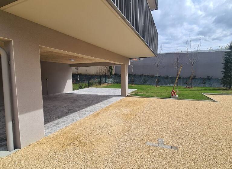 Appartement à louer 830 € 1 pièce 36 m²<br/>superficie 1er<br/>étage Le Village Saint Priest 69800