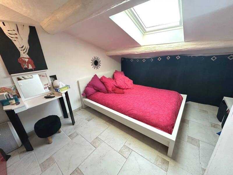 Maison à louer, 34m², CUGES LES PINS