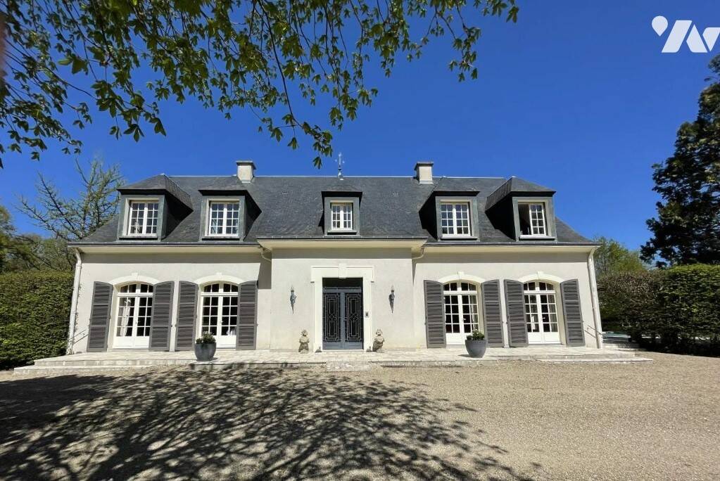 Maison à vendre, 370m², BOURGES