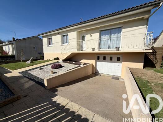 Maison à vendre 132 000 € 4 pièces 3 chambres 94,5 m² 666 m² de terrain Chanteloup 79320