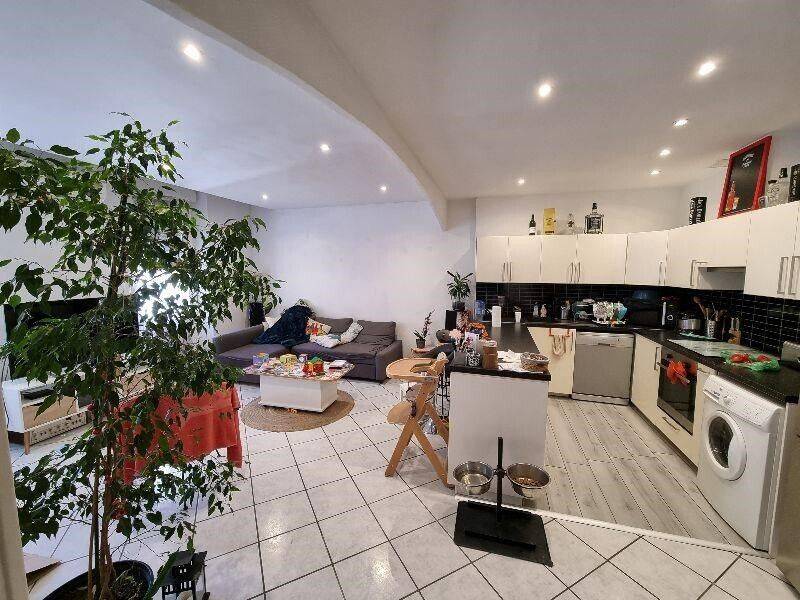 Maison à louer, 61m², MARSEILLE 4E