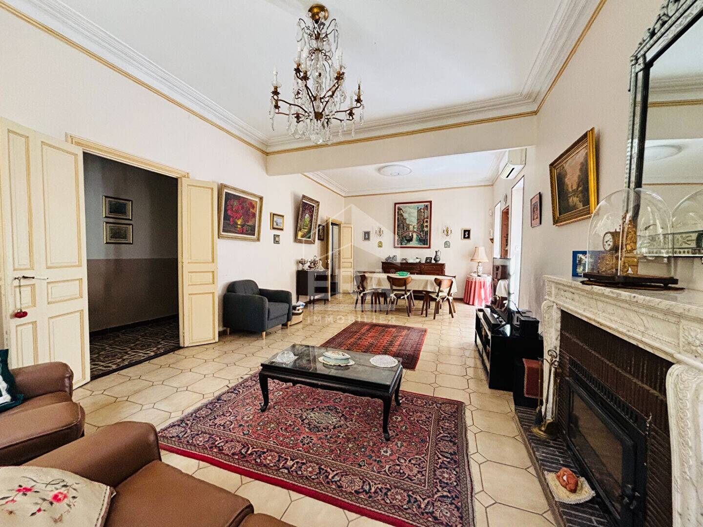 Maison à vendre, 214m², SAINT MITRE LES REMPARTS