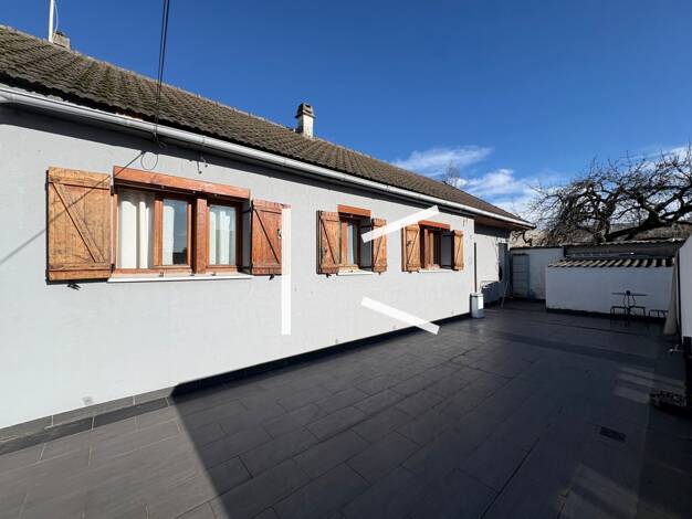 Maison de plain-pied à vendre 315 000 € 5 pièces 4 chambres 86 m² Garges-lès-Gonesse 95140