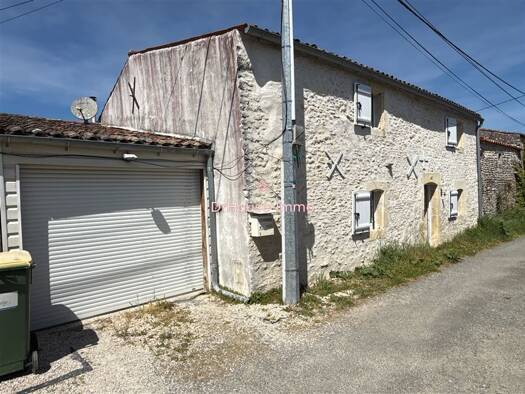 Maison à vendre 197 000 € 3 pièces 2 chambres 75 m² 117 m² de terrain Corme-Écluse 17600