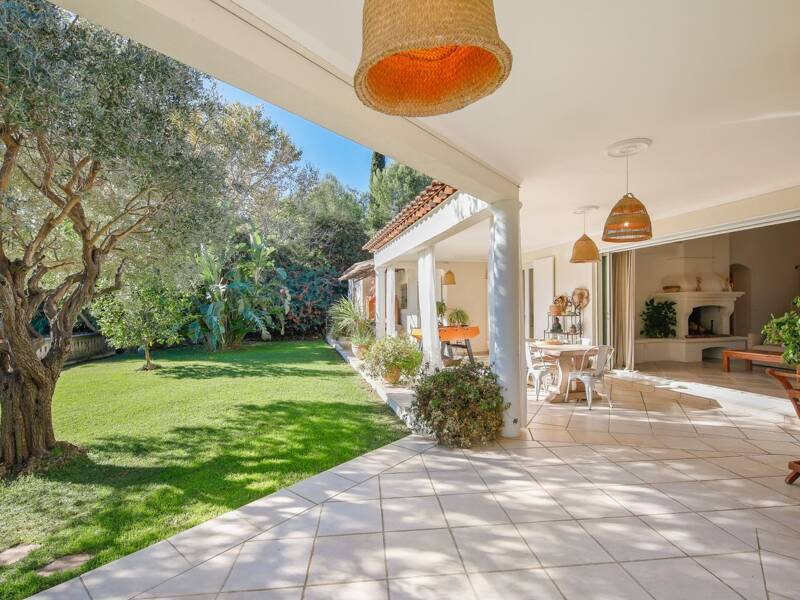 Maison à vendre, 220m², CARQUEIRANNE