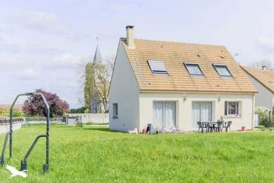 Maison à vendre 360 000 € 3 pièces 2 chambres 115 m² 1 180 m² de terrain Septeuil 78790