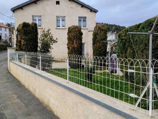 Maison à vendre 250 000 € 1 pièce 3 chambres 120 m² Saint-Étienne-Lardeyrol 43260