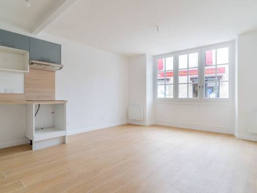 Appartement à vendre 149 000 € 3 pièces 2 chambres 54 m² RDC/1 Langon 33210