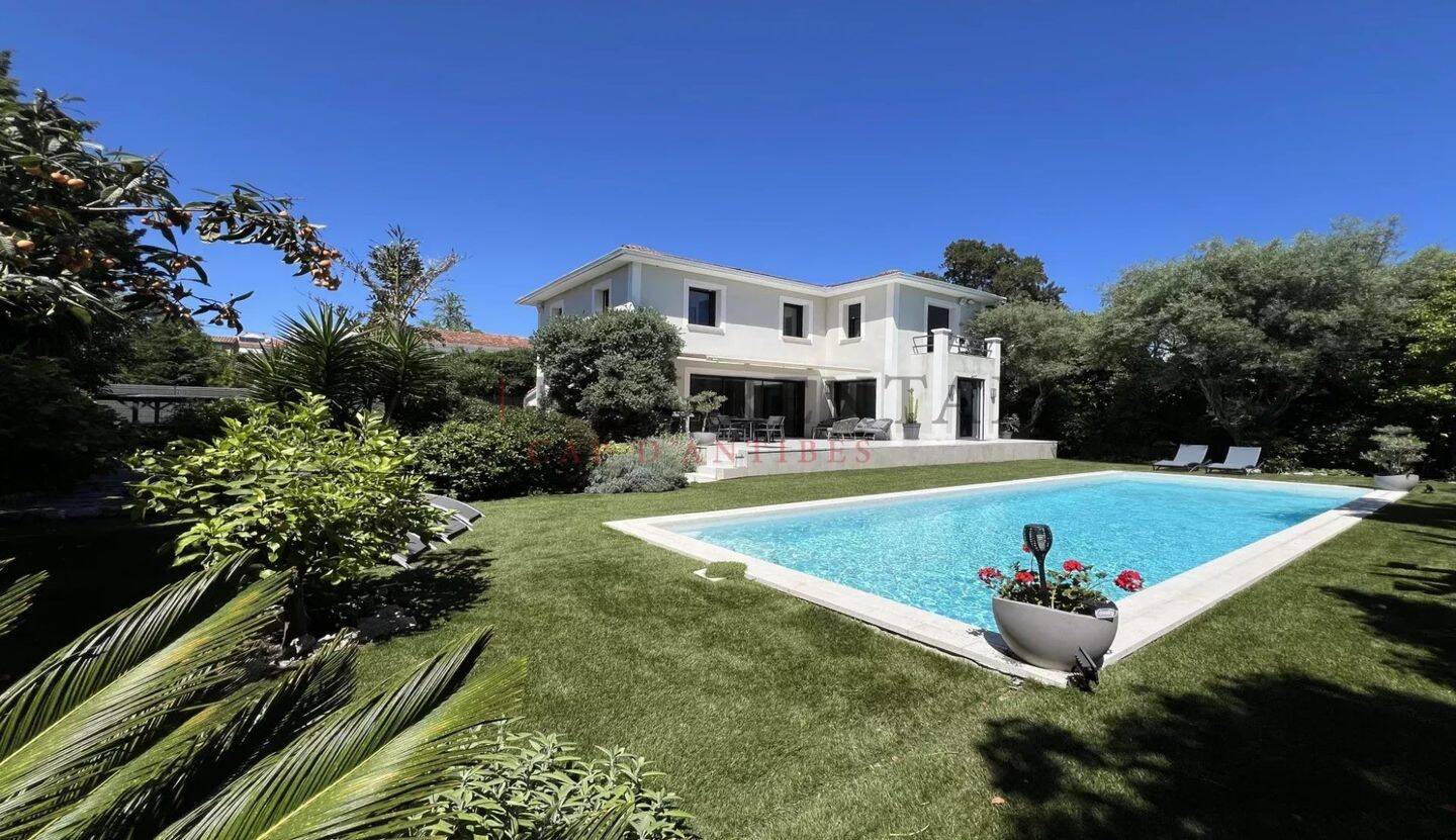 Maison à vendre, 247m², ANTIBES