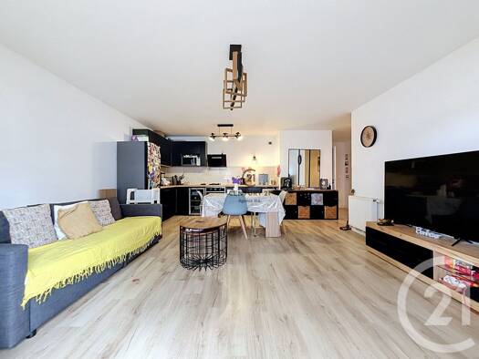 Appartement à vendre 279 000 € 3 pièces 2 chambres 66,7 m² 1er étage Chelles 77500