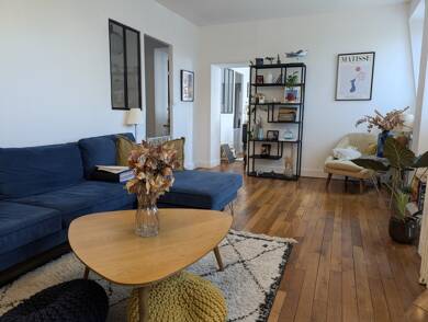 Appartement à louer 1 350 € 4 pièces 3 chambres 112 m² Dernier étage, Étage 2/2 Cigogne Orleans 45100