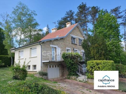 Maison à vendre 220 000 € 6 pièces 4 chambres 133 m² 2 541 m² de terrain Selongey 21260