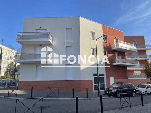 Appartement à louer 970 € 2 pièces 1 chambre 53,1 m² 1er étage Grandes Bornes Sud Goussainville 95190