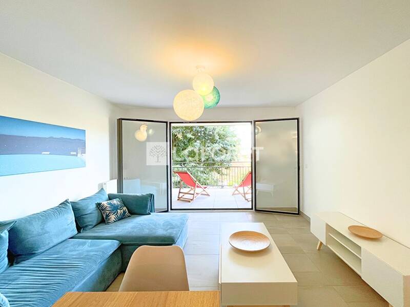 Maison à louer, 65m², VALBONNE