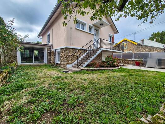 Maison à vendre 314 000 € 4 pièces 3 chambres 91 m² 835 m² de terrain Ouest Cesson 77240