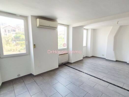 Duplex à vendre 129 000 € 3 pièces 2 chambres 70,4 m² Étage 3/3 Bon secours Marseille 14ème arrondissement 13014