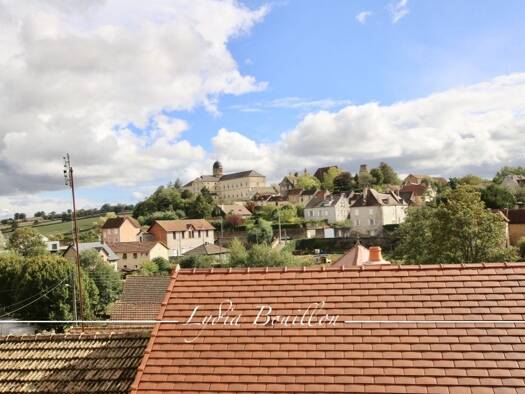 Maison de ville à vendre 340 000 € 11 pièces 5 chambres 247 m² Charolles 71120