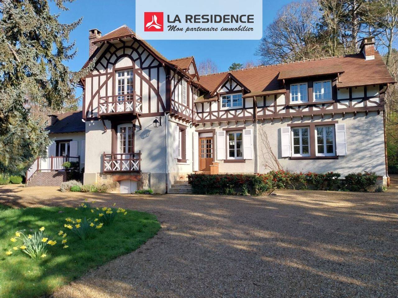 Maison à vendre, 283m², OINVILLE SUR MONTCIENT