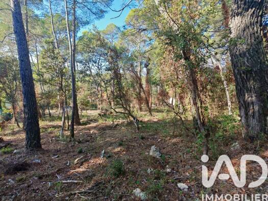Terrain constructible à vendre 132 000 € 1 330 m² de terrain Flayosc 83780