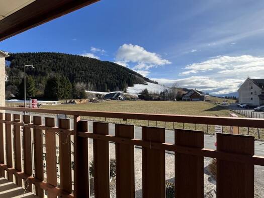 Appartement à vendre 86 000 € 1 pièce 27,71 m² Étage 1/2 Lans-en-Vercors 38250