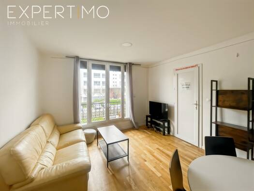 Appartement à louer 1 700 € 5 pièces 4 chambres 75 m² Étage 1/2 Plateau et Pileu Palaiseau 91120