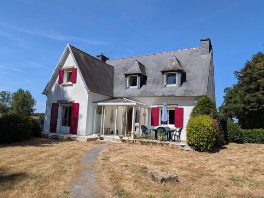 Maison à vendre 187 200 € 7 pièces 5 chambres 150 m² 5 200 m² de terrain Spézet 29540
