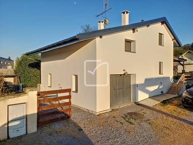 Maison à vendre 450 000 € 4 pièces 2 chambres 92 m² 747 m² de terrain Publier 74500