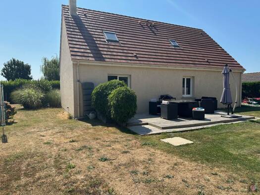Maison à vendre 239 725 € 5 pièces 3 chambres 126,55 m² 1 008 m² de terrain Fécamp 76400