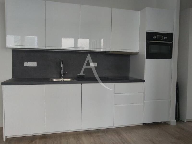 Maison à louer, 35m², PARIS 16E