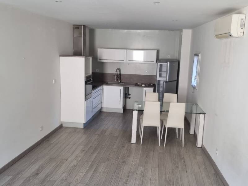 Maison à louer, 78m², BASSAN