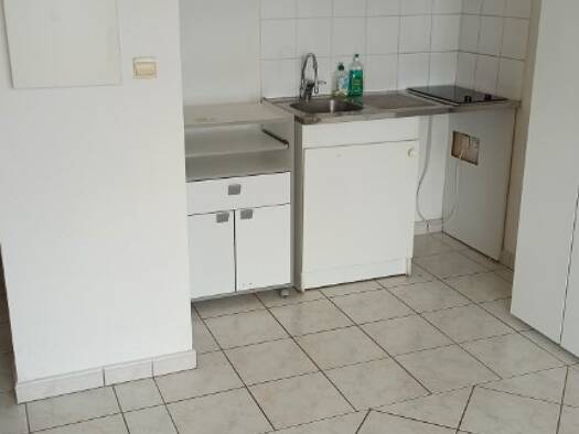 Appartement à louer 461 € 1 pièce 20 m² Étage 4/4 Sainte-Clotilde Saint-Denis 97490
