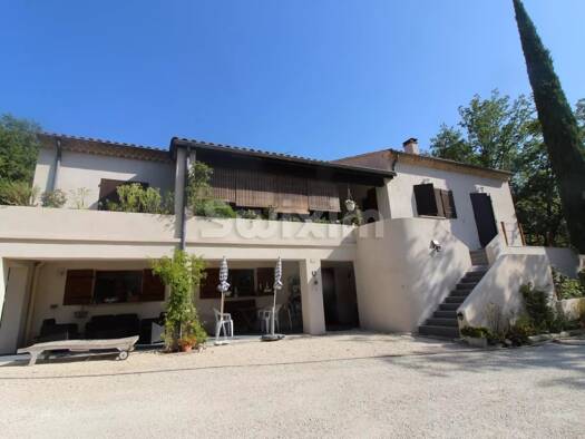 Maison de plain-pied à vendre 549 000 € 7 pièces 4 chambres 160 m² 6 978 m² de terrain Valaurie 26230