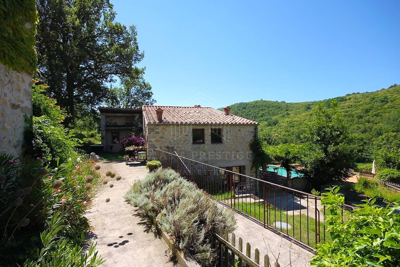Maison à vendre, 450m², SAINT LAURENT DE CERDANS