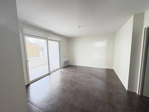 Appartement à vendre 235 000 € 2 pièces 1 chambre 44,5 m² Étage 2/3 Bayonne 64100