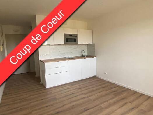 Appartement à louer 555 € 1 pièce 22,3 m² 4ème étage Capouchiné Nîmes 30000