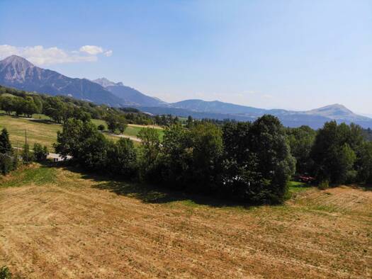 Terrain à vendre 135 000 € 1 529 m² de terrain Saint-Michel-de-Chaillol 05260